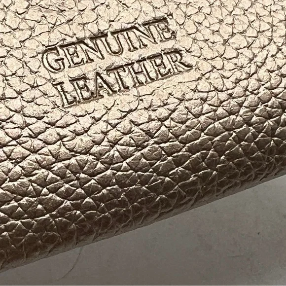 Giani Bernini Metallic Gold Genuine Leather Zip Pocketed Clutch Wristlet Wallet - Picture 12 of 15